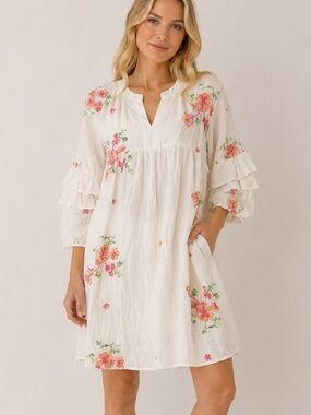 Anthropologie Fig and Flower embroidered Ruffled Sleeve Dress Small Creme Pink